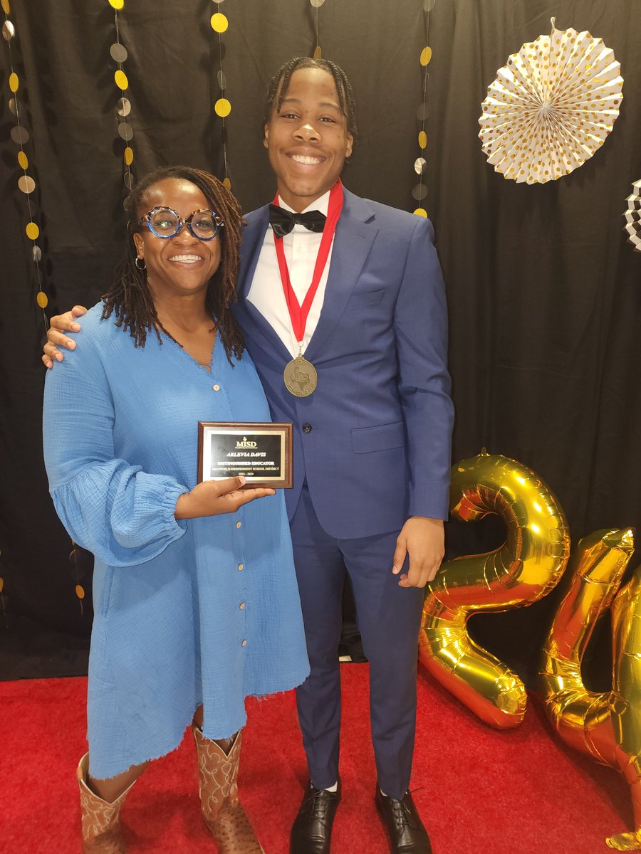 Top 10 honors and distinguished  educators awards #weareMISD <a href="/Legacyboyshoops/">Legacy Boys Hoops</a> #7inhisclass