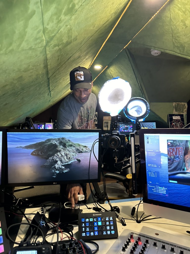 lol in advance. De GREAT Mike Johnson up next on the Good Mahnin Show on ViVid Streaming in your App &amp; Play Stores.