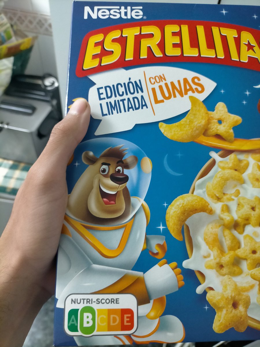 95% de carne nutriscore D, una fideua con 35 ingredientes y alta en grasa nutriscore C, unos cereales con 24gr de azúcar nutriscore B.