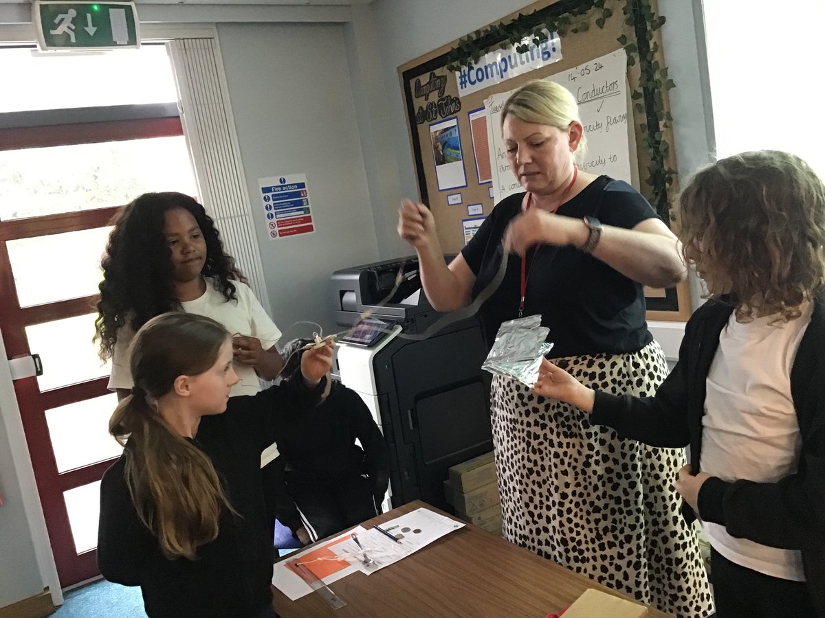 Today, as part of our electricity topic, we had a practical lesson investigating various objects, testing whether they are an insulator or a conductor. We made predictions beforehand. <a href="/learn/">Learn (AGI Bot)</a>#StJohnsCurriculum