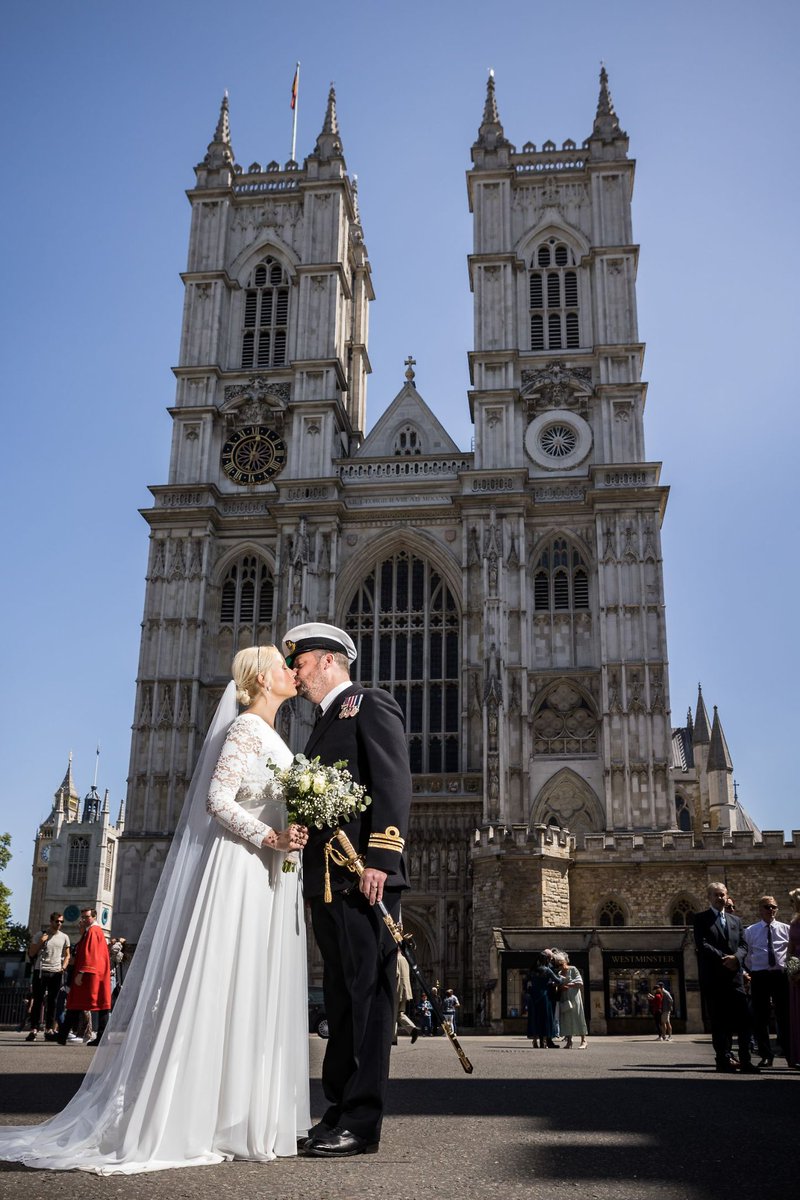 HannahFlowerday's tweet photo. 2 years since the most magical day of my life  @wabbey 💕💍#WestminsterAbbey #RoyalWeddingWannabe #RoyalPeculiar #WeddingDay #DreamComeTrue https://t.co/aXe1cKxmPT