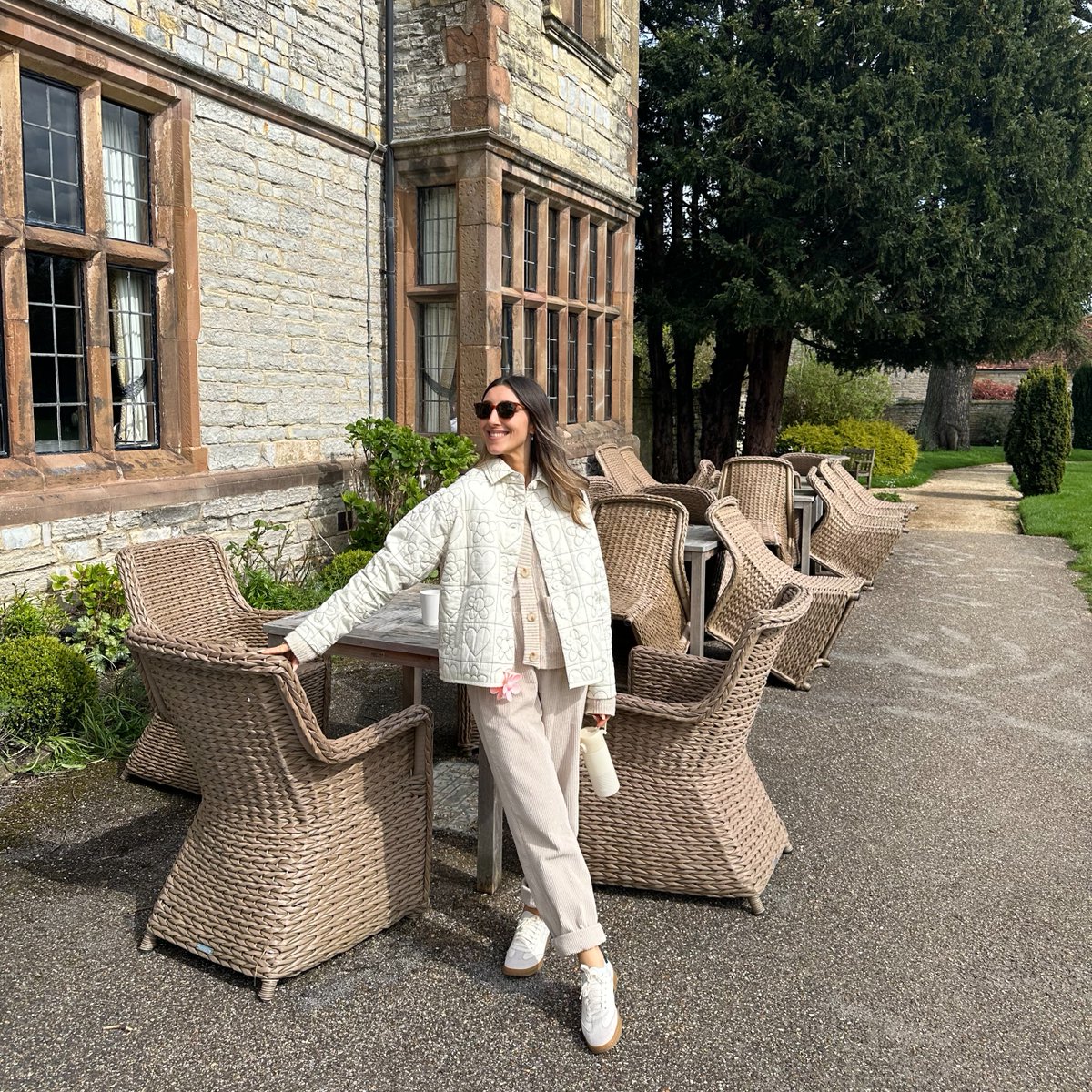 This could be you, soaking in the sunshine while strolling our scenic grounds! 

Thank you Kati Hamblin for sharing this image with us. We love to see what our guests get up to during their stay. 🩵

📸 - bit.ly/3PYNwbX

#BillesleyManor #Warwickshire #Alcester