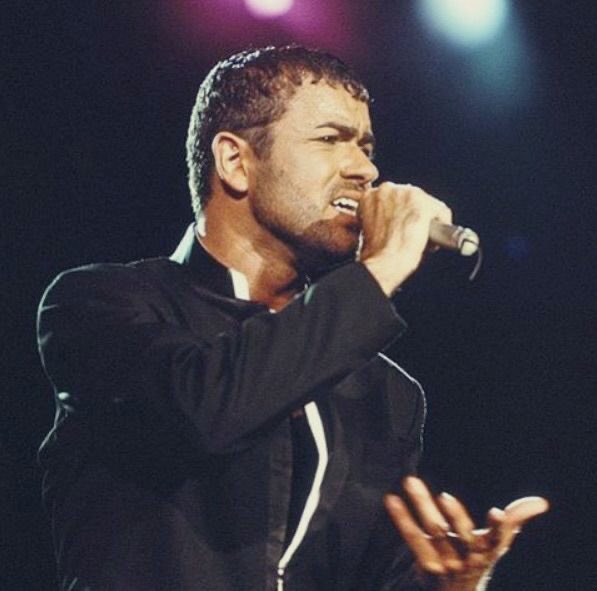 🎹 🌈 🖤 George Michael 💟
  Good day to All 🧡🎶🎤
  #GeorgeMichael #musiclegend