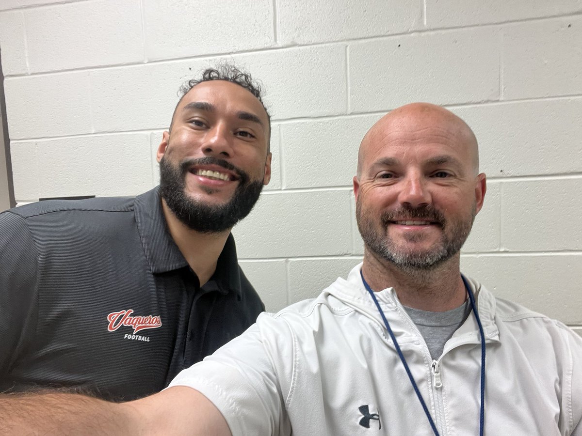 What a great start to the morning. Getting to catch up with a former player who is making his own path in coaching. Super proud of you <a href="/COACH__LOCK/">James Lockhart IV</a> 
Thanks for recruiting <a href="/SwarmHornets/">Swarm Hornet</a> <a href="/dareall_trystan/">Trystan Thomas💲</a> <a href="/ChadwickPrice8/">Chadwick Price</a> <a href="/jmikewilliams12/">JaMichael Williams</a>