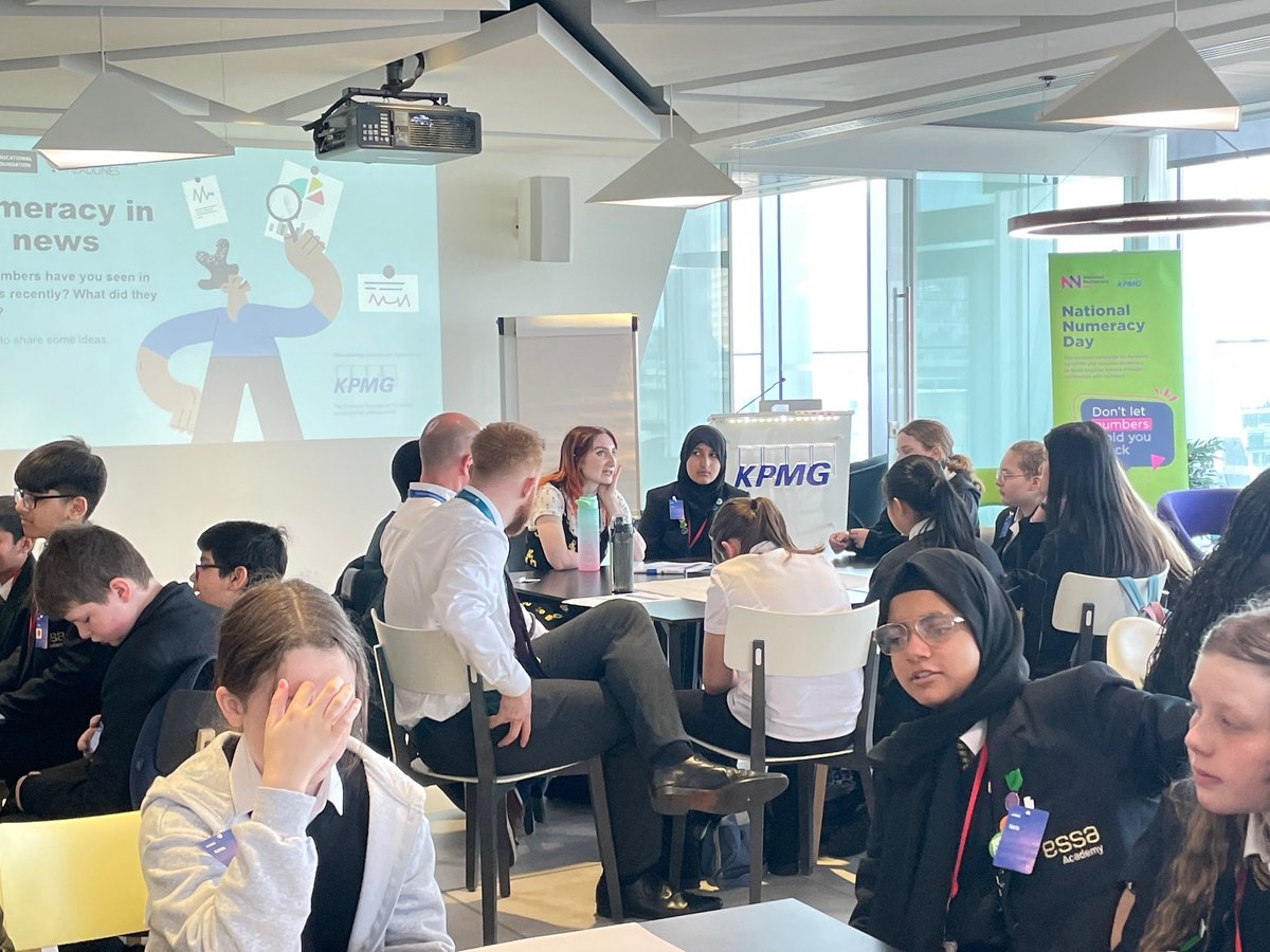 Year 7 CHANGE learners took part in ‘Numeracy in the News’ workshops led by staff from @TheEconomist newspaper. @KPMG hosted the event in Manchester and supported learners to use statistics and numbers to successfully debate current topics. #watergrovetrust #providingmore