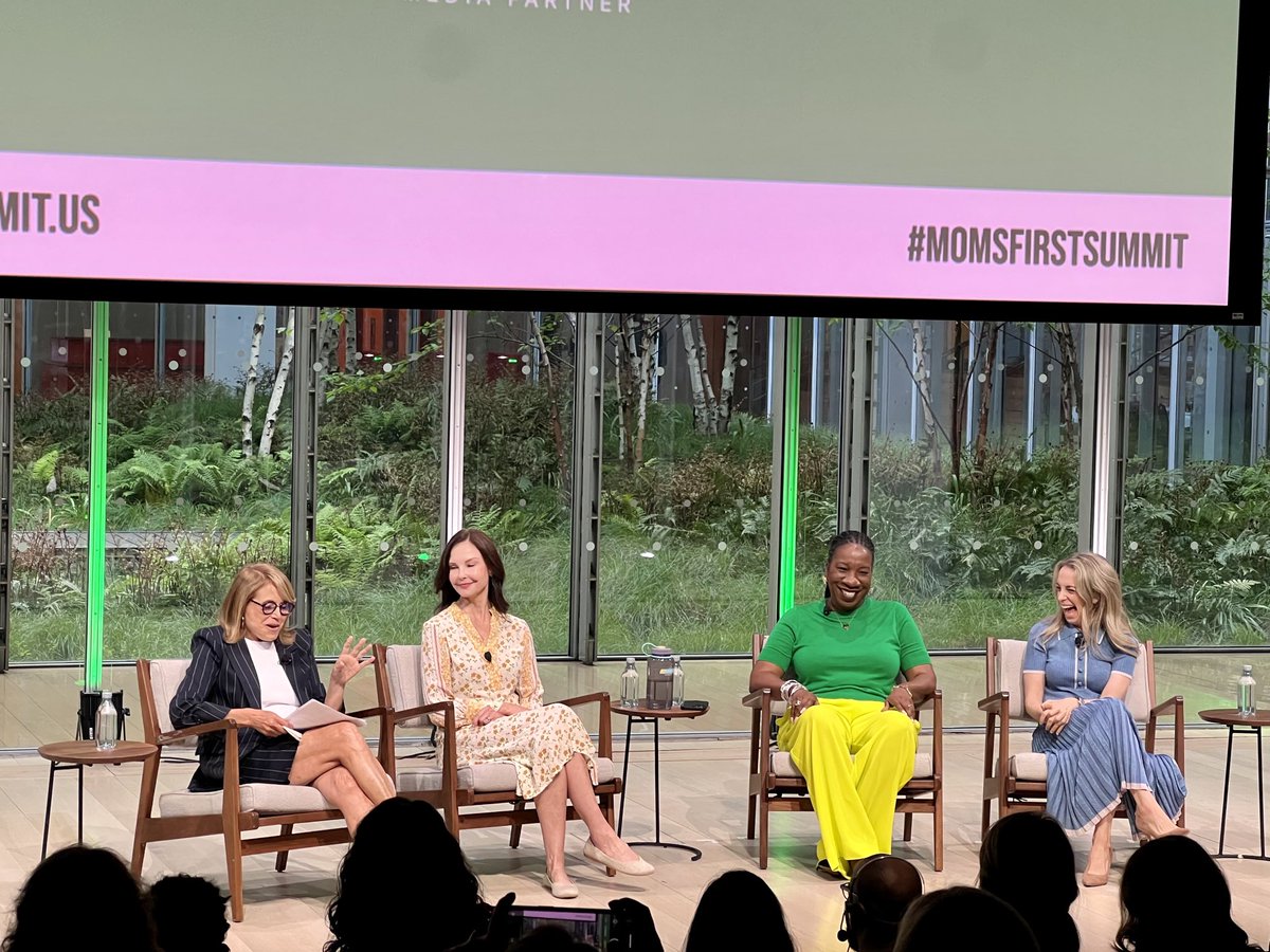 So excited to kick off the ⁦@MomsFirstUS⁩ Summit today with this powerhouse group of women ⁦@katiecouric⁩ ⁦@AshleyJudd⁩ ⁦@TaranaBurke⁩ Dr Becky ⁦@GoodInside⁩.