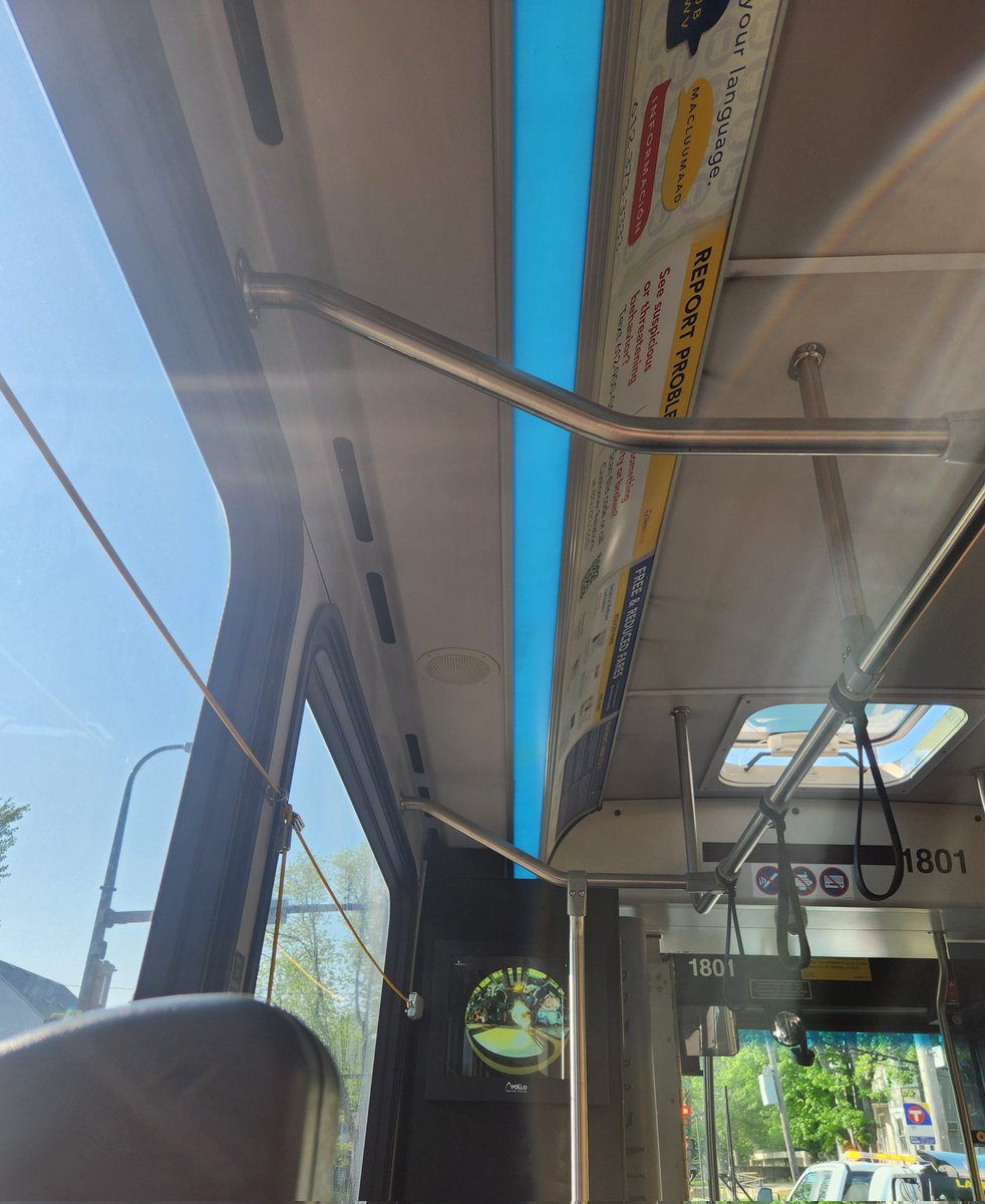The video displays on the @MetroTransitMN buses are transfixing. I kinda dig seeing what the driver sees but then also, oh shit, there's ME. #busride