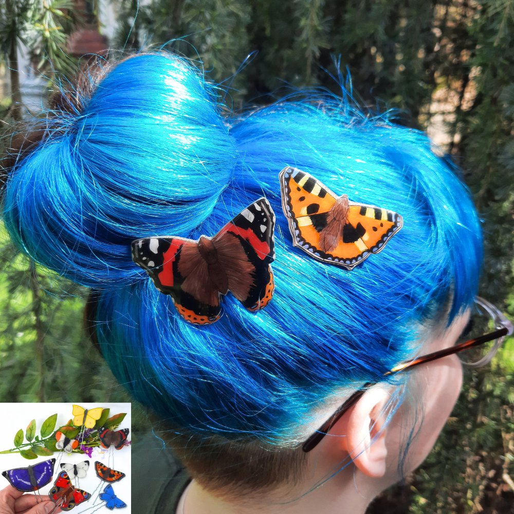 Double takes with these butterflies in the hair thebritishcrafthouse.co.uk/product/britis… #mhhsbd #butterfly