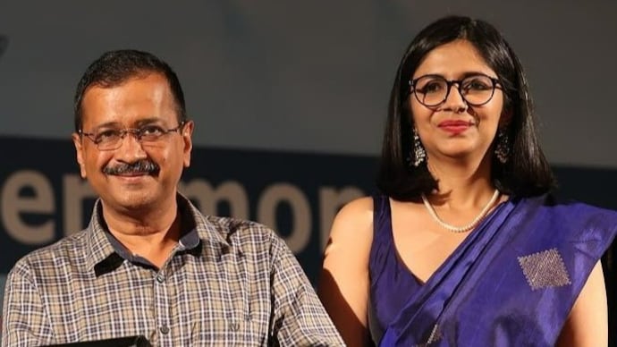 BREAKING NEWS 🚨 Swati Maliwal's ex-husband, Naveen Jaihind, claims that Swati Maliwal's life is under thre@t.

He asked AAP leader Sanjay Singh to stop acting as he knows everything about what happened yesterday.

AAP has admitted that in Kejriwal's Drawing Room, Kejriwal's aide…