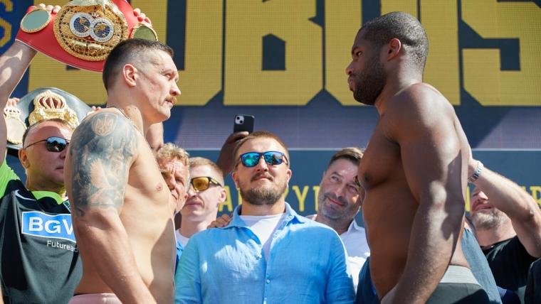 SPM_staff's tweet image. Usyk versus Dubois
If the attention towards this fight is mainly about the Low Blow/body shots from R5, it was also a masterful performance from Usyk, here's some interesting clips breaking down the clever boxing of Usyk.
(THREAD)