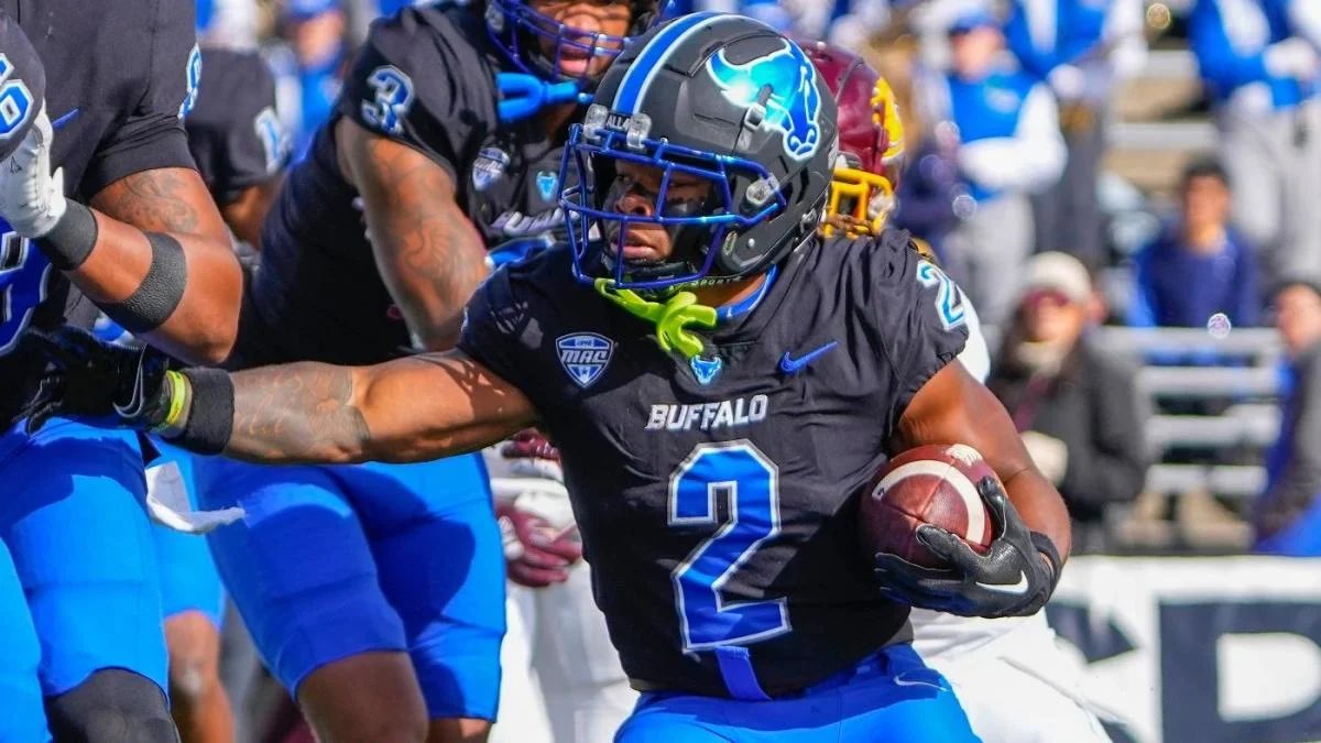 #AGTG After a conversation with @CoachMorris_ I am blessed to recieve an offer from The University of buffalo @Slytown83 @CoachMoore313 @CoHosch @Norcross_FB @Nucheeze1 @aiefootballinfo