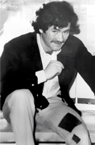 OnThisDayPIRA's tweet photo. #OnThisDay in 1977 the IRA abducted Robert Laurence Nairac, 29. Catholic, #disappeared from outside The 3 Steps pub, Dromintee, S Armagh. Understood the Army captain was held captive, beaten, shot &amp; murdered in RoI. 47 years later, parents have died but body not yet returned #OTD https://t.co/dkbrcxlFdV