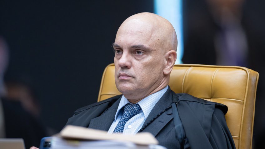 🚨URGENTE - Alexandre de Moraes manda desbloquear as redes sociais do Senador Marcos do Val! 

Após 11 meses com as contas bloqueadas, Marcos do Val está de volta!