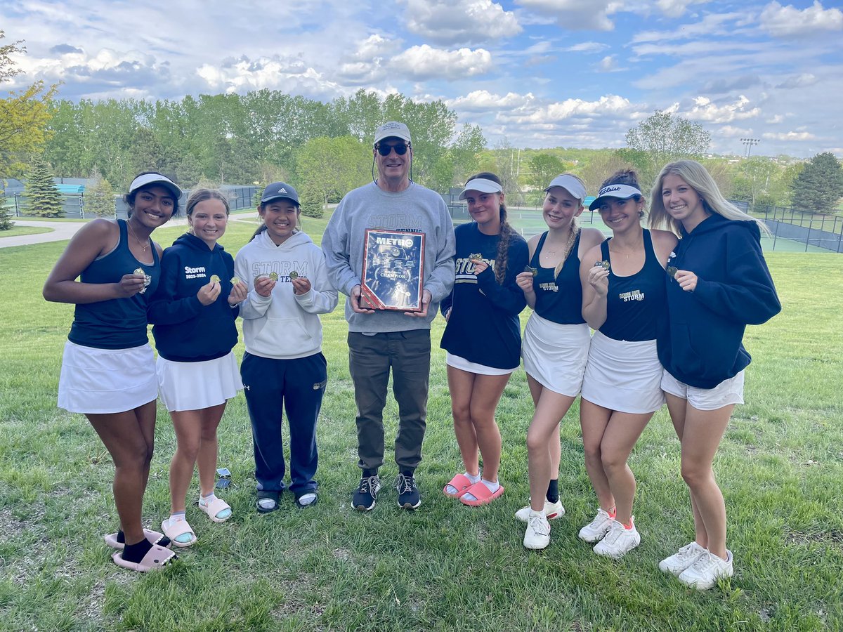 The Storm earned 1,2,4 and 6 seeds in the Class A State Tennis Championships starting Thursday at 9:00 at Woods in Lincoln!
#RollStorm