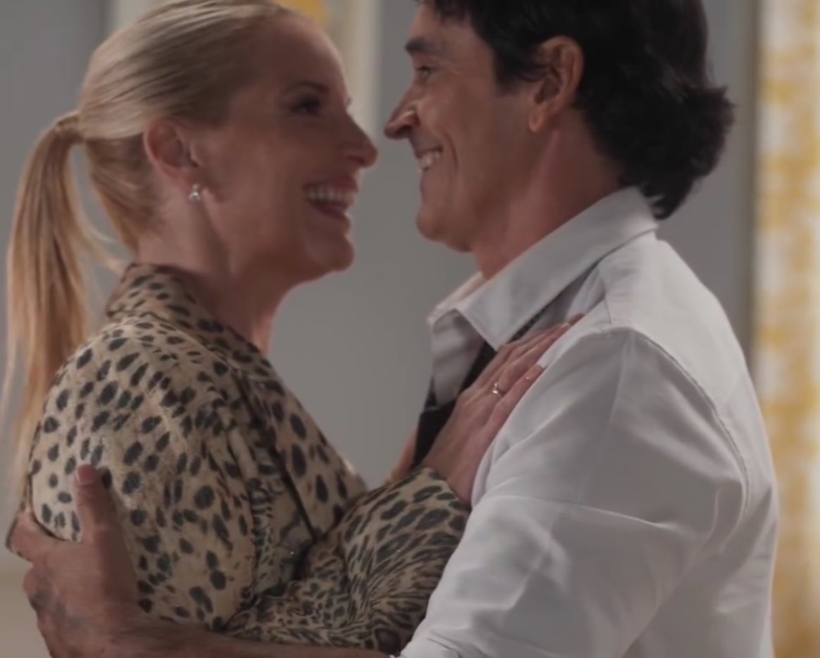 ZampiniMarrrOk's tweet photo. MARCOS Y VICTORIA 12 ÑOS DESPUÉS https://t.co/pZ38k7iyGl