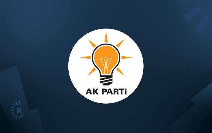 AK Parti'de İl başkanlıkları değişim süreci başladı. Genel Merkez değişim yapılacak iller için yeni isim çalışmasına başladı. Seçimde hata yapıp seçim sonuçlarına etki eden, başarısız olan, olumsuzluklarla gündeme gelen başkanlarla yollarını ayıracak. #AKParti #Değişim