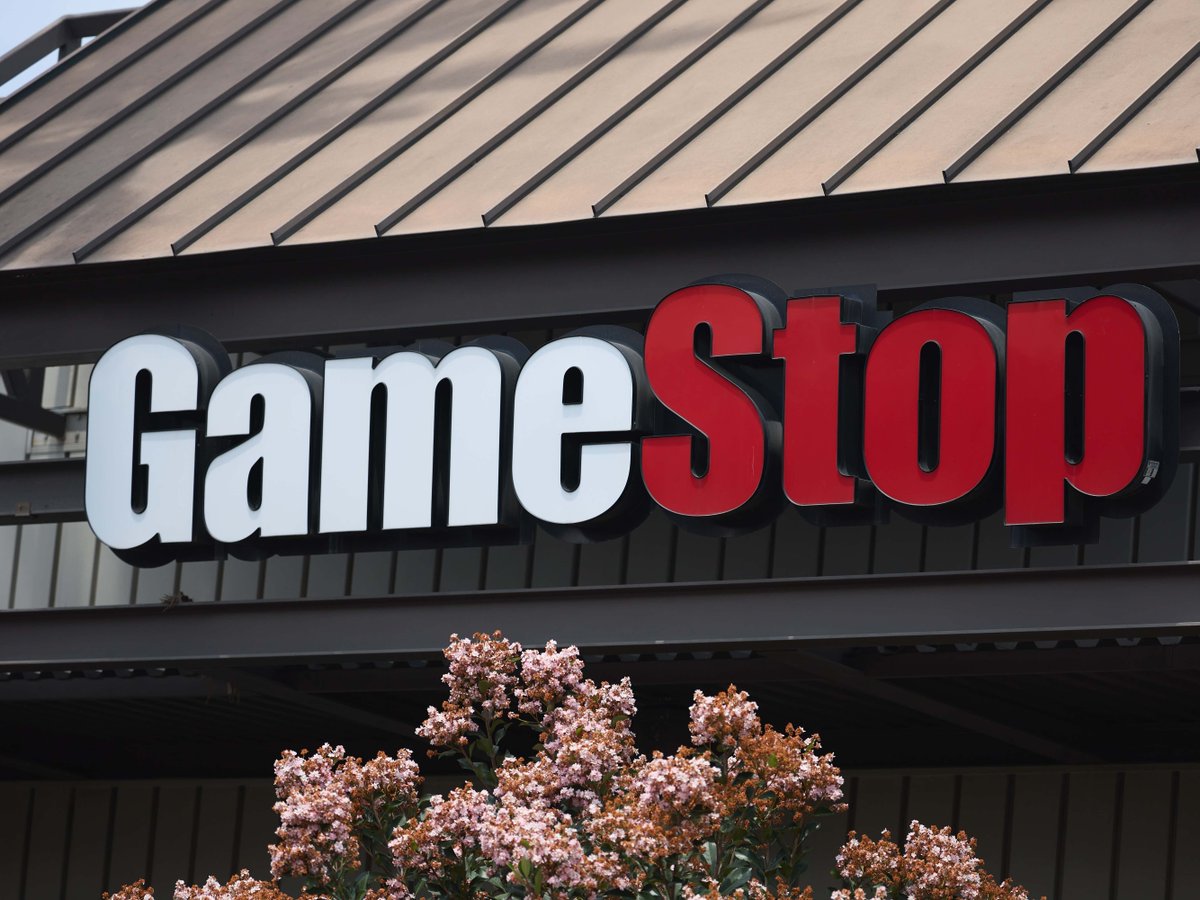 CROOKS: Trading On GameStop And AMC Stocks Were Halted 34 Times TODAY ALONE buff.ly/3UK81KO