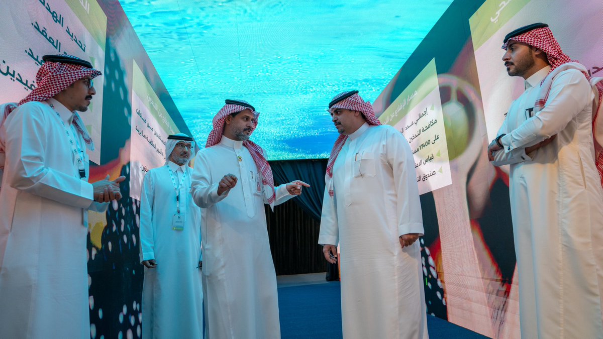 🤝 | #زيارة :

وكيل إمارة منطقة حائل المساعد للشؤون التنموية المهندس عماد بن عيد الصبحي يزور #مؤتمر_حائل_الدولي_لطب_نمط_الحياة ٢٠٢٤ ويطلع على الأركان والأجنحة التفاعلية المشاركة.