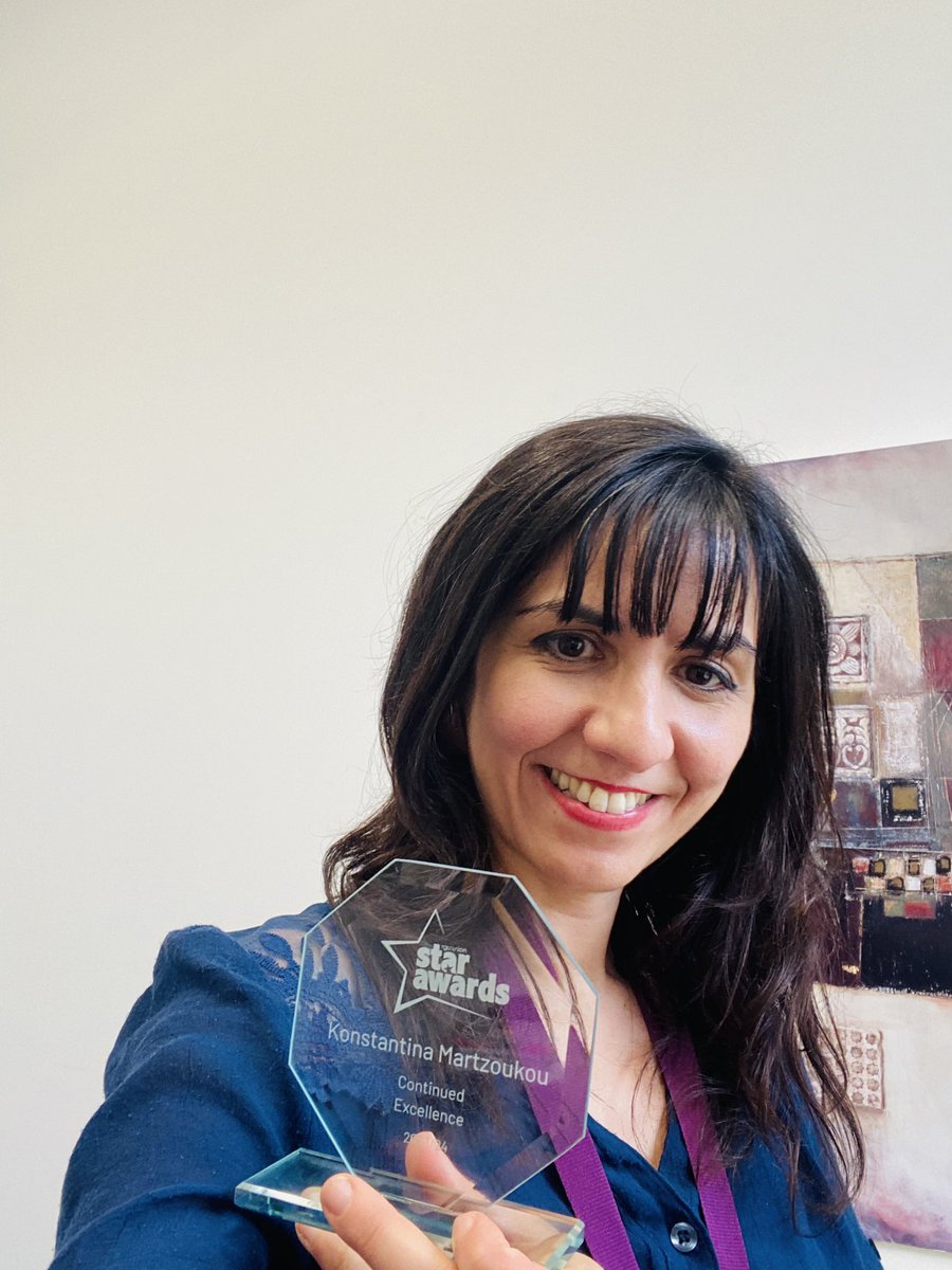I feel wonderful to have received this award from my students. Thank you so much for making my day! ❤️🤩🥰🎖️