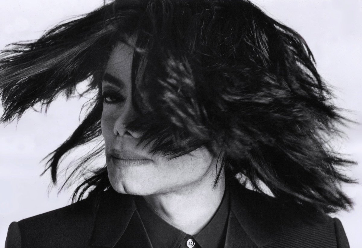BEATRIZ1950's tweet photo. #luomo #vogue #MichaelJackson https://t.co/J1IwuszFCc