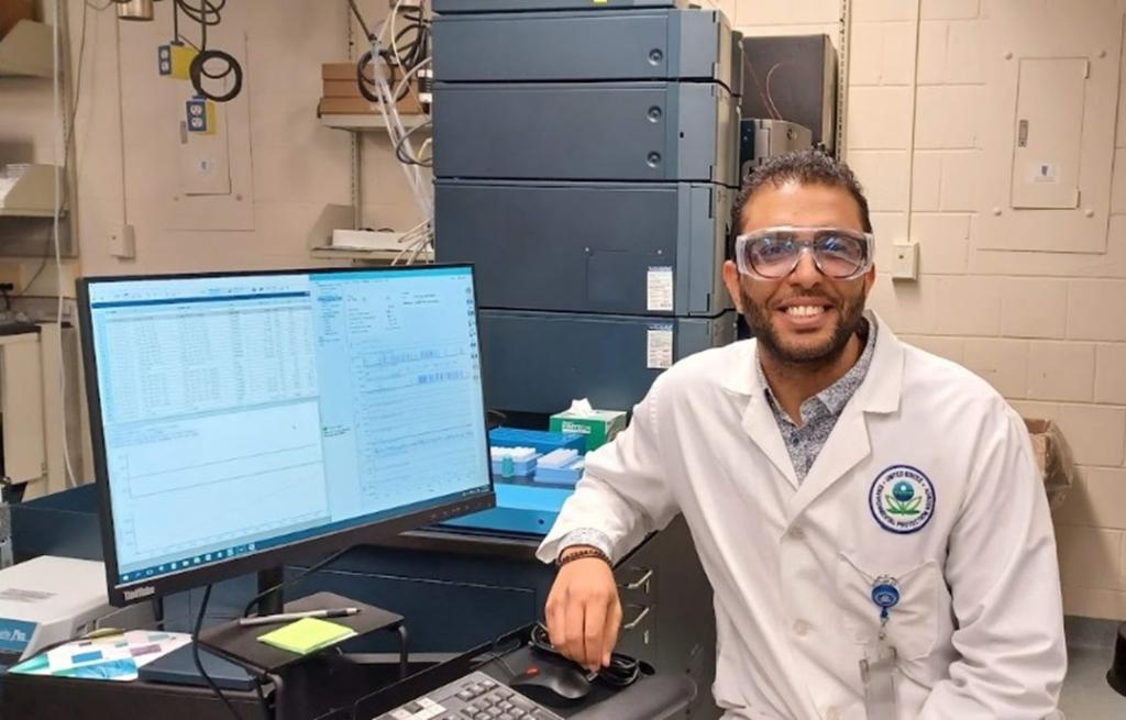 U.S. EPA (@epa) on Twitter photo @EPAresearch <a href="/RiceUniversity/">Rice University</a> <a href="/RiceCHBE/">Rice U. Chemical & Biomolecular Engineering</a> His advice for those pursuing environmental work is to embrace a multidisciplinary approach, stay updated on emerging technologies, seek mentorship and continuous learning, and maintain a passion for environmental stewardship. @EPAresearch <a href="/RiceUniversity/">Rice University</a> <a href="/RiceCHBE/">Rice U. Chemical & Biomolecular Engineering</a> His advice for those pursuing environmental work is to embrace a multidisciplinary approach, stay updated on emerging technologies, seek mentorship and continuous learning, and maintain a passion for environmental stewardship.