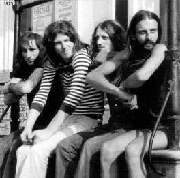 #top200progartists
104: Finch
Dutch instrumental band who veered between classic progressive rock and jazz fusion. Their three mid 70’s albums are all fantastic and this band must surely be underrated as I hear little about them. 
#ProgRock #ProgressiveRock