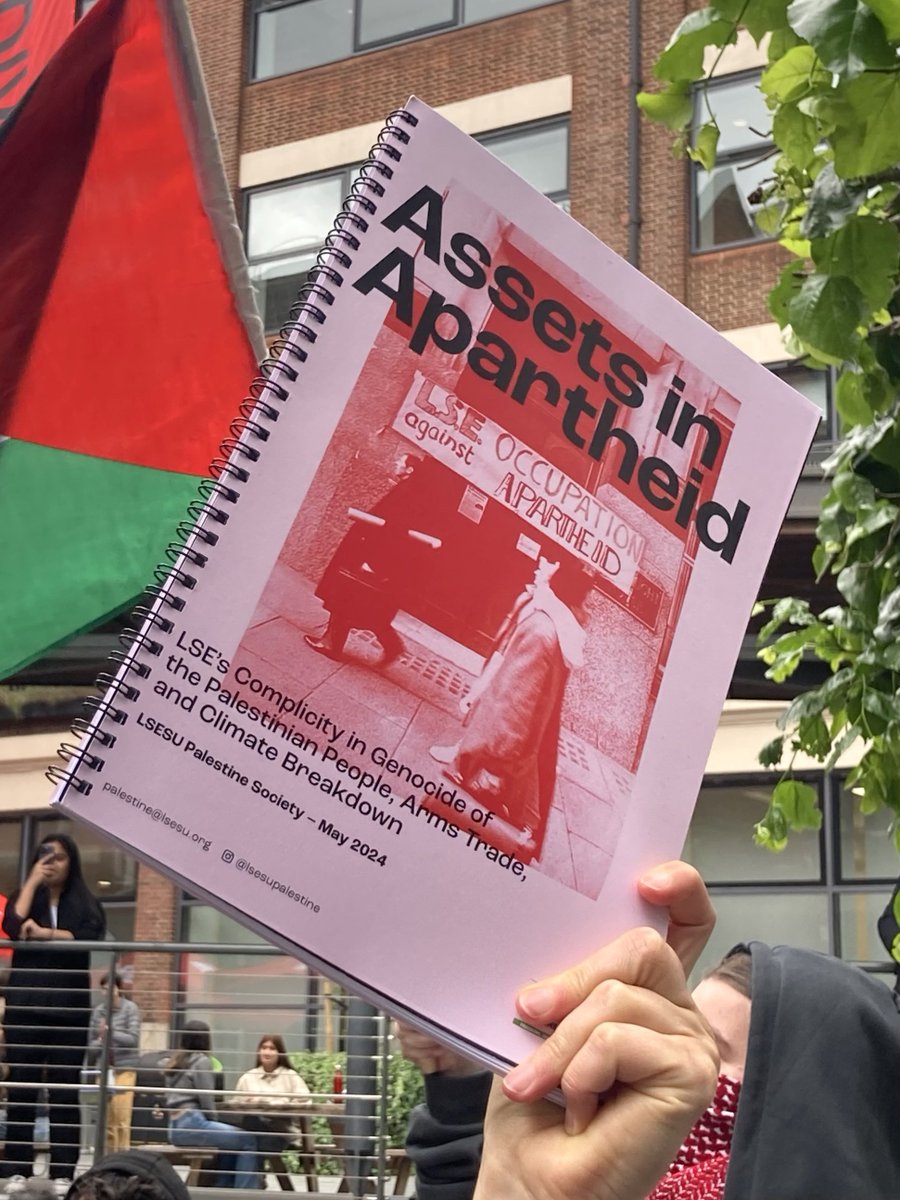 ASSETS IN APARTHEID

LSE Palestine Society has launched a major new report investigating <a href="/LSEnews/">LSE</a> financial complicity in genocide, arms trade, and climate breakdown. 

Here are the key findings 🧵
