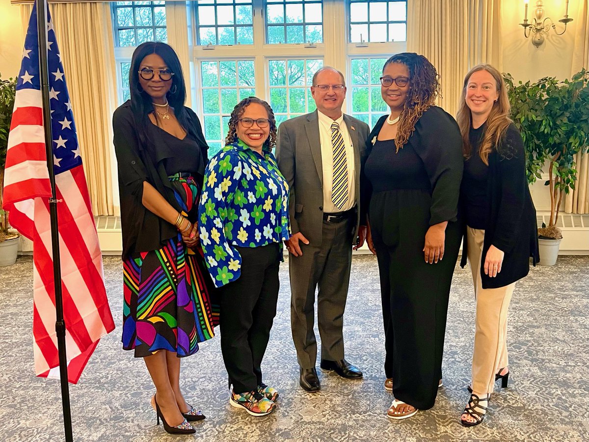 Congratulations to 3 of our Board members who received NJSBA individual certifications! Board President Shantell Cherry (Certified Board Member) and Board members Nancy Corradino and Nancy Salgado-Cowan (New Board Member Certification). #PwayCares #PwayInspires