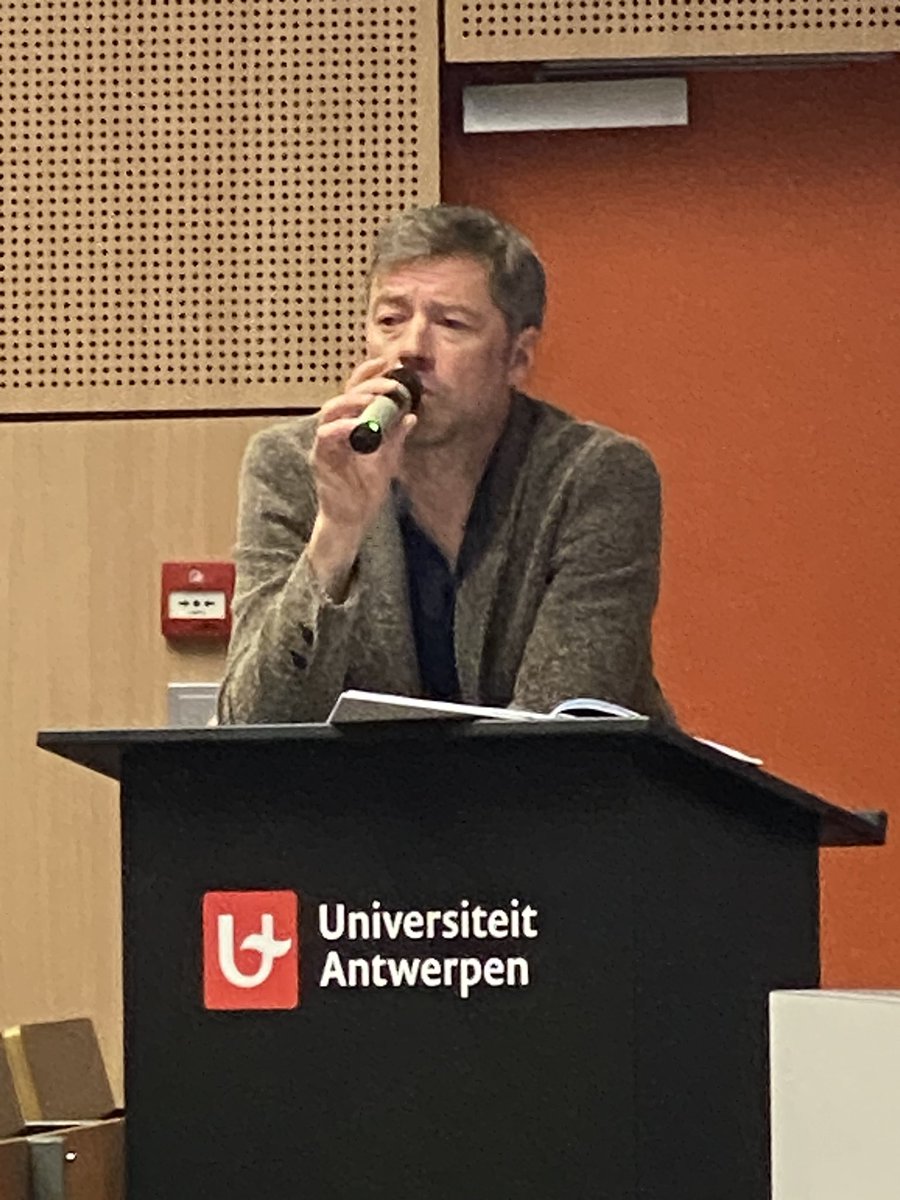 Groot politiek #euthanasiedebat nav boek ‘Doodgewoon’ van <a href="/BCeuleers/">Barbara Ceuleers</a> met <a href="/KatrienSchryver/">Katrien Schryvers</a> Kathleen Pisman <a href="/FriedaGijbels/">Frieda Gijbels</a> <a href="/rdecaluwe/">Robby De Caluwé</a> <a href="/LiseVDC/">Lise Vandecasteele</a> <a href="/DillenMarijke/">Marijke Dillen</a> en <a href="/freyabos/">Freya Van den Bossche</a> olv <a href="/bartschols/">Bart Schols</a>. 

<a href="/ErtsbergB/">Ertsberg uitgeverij</a> <a href="/HumanVerbondBE/">Humanistisch Verbond</a>