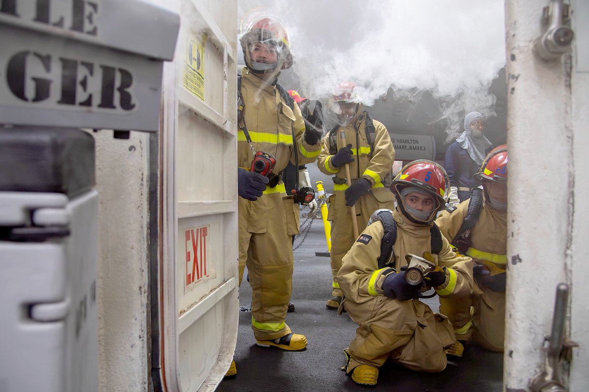 U.S. Navy tweet media