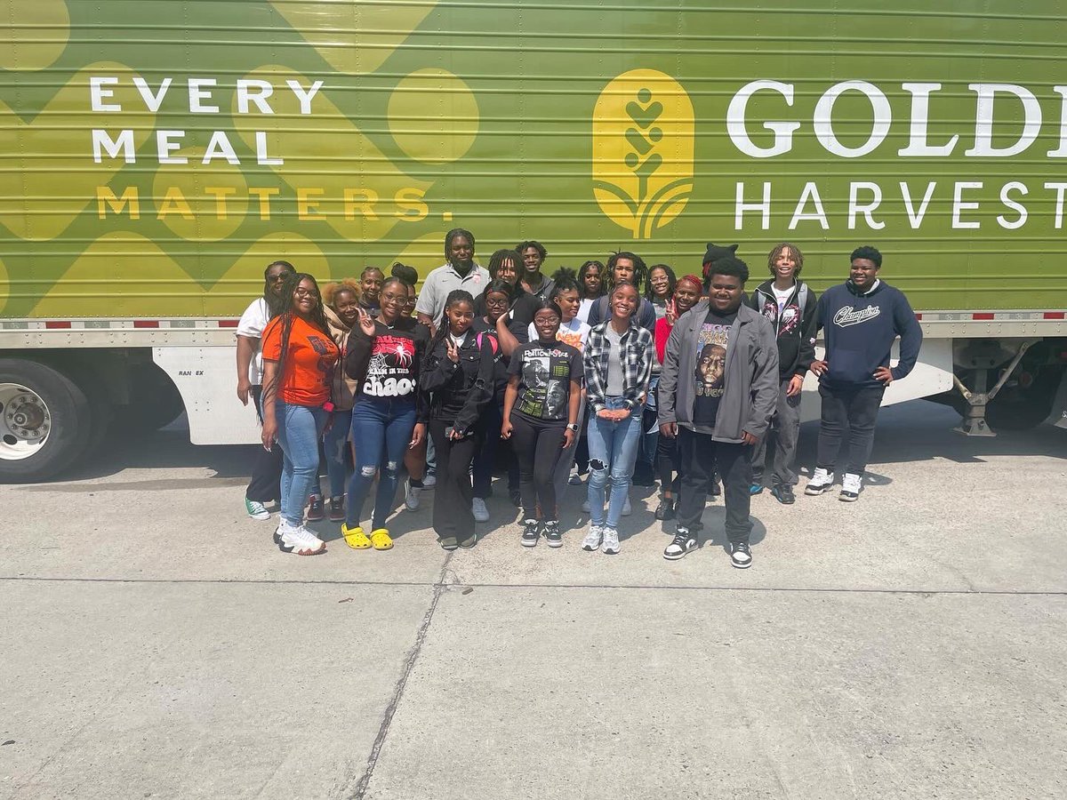 Our students in Taliaferro County had a busy week last week celebrating their Spring Fling, and working with Golden Harvest Food Bank! 

#prevention #communityservice