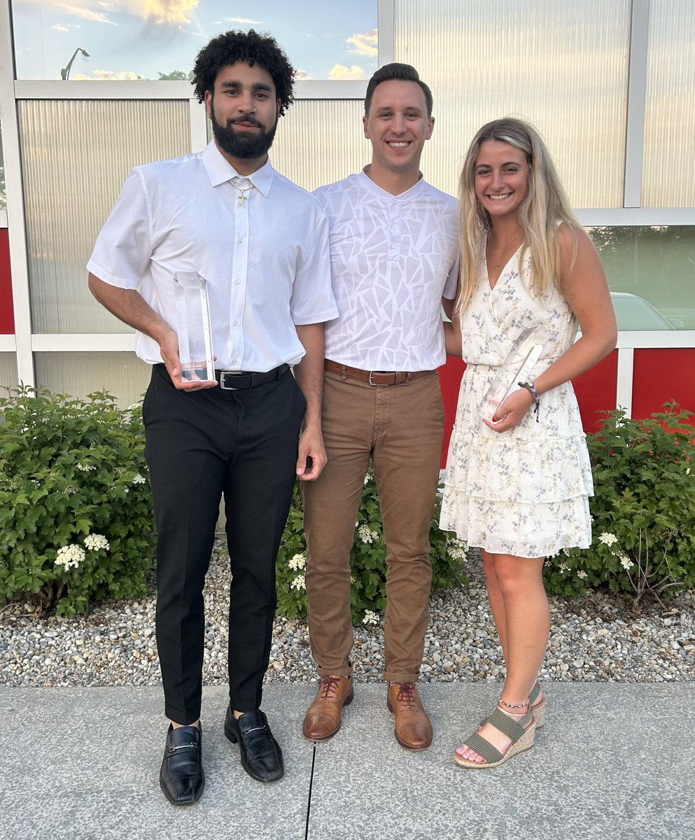 Great time last night celebrating Cam (🏀) and Erin (🎾) at the OAC Awards Dinner… Two incredible student-athletes that have been instrumental in the rising success of their programs. Happy to be a small part of their journeys along the way!