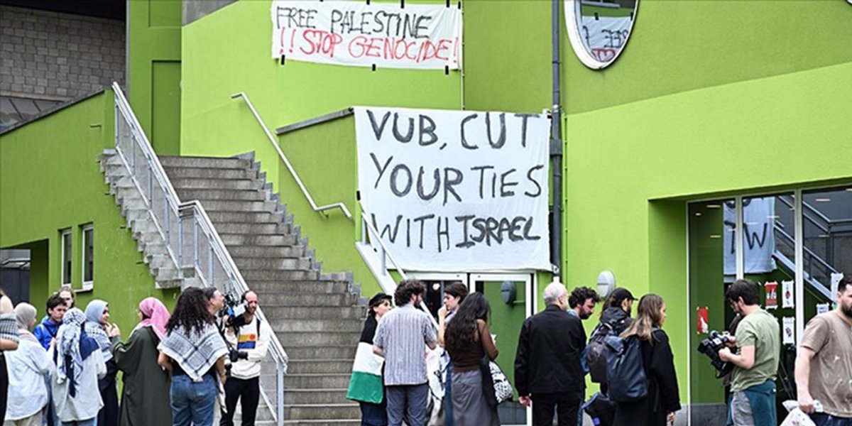 Belçika'da üniversite öğrencileri israile 'akademik boykot' için eylem başlattı.