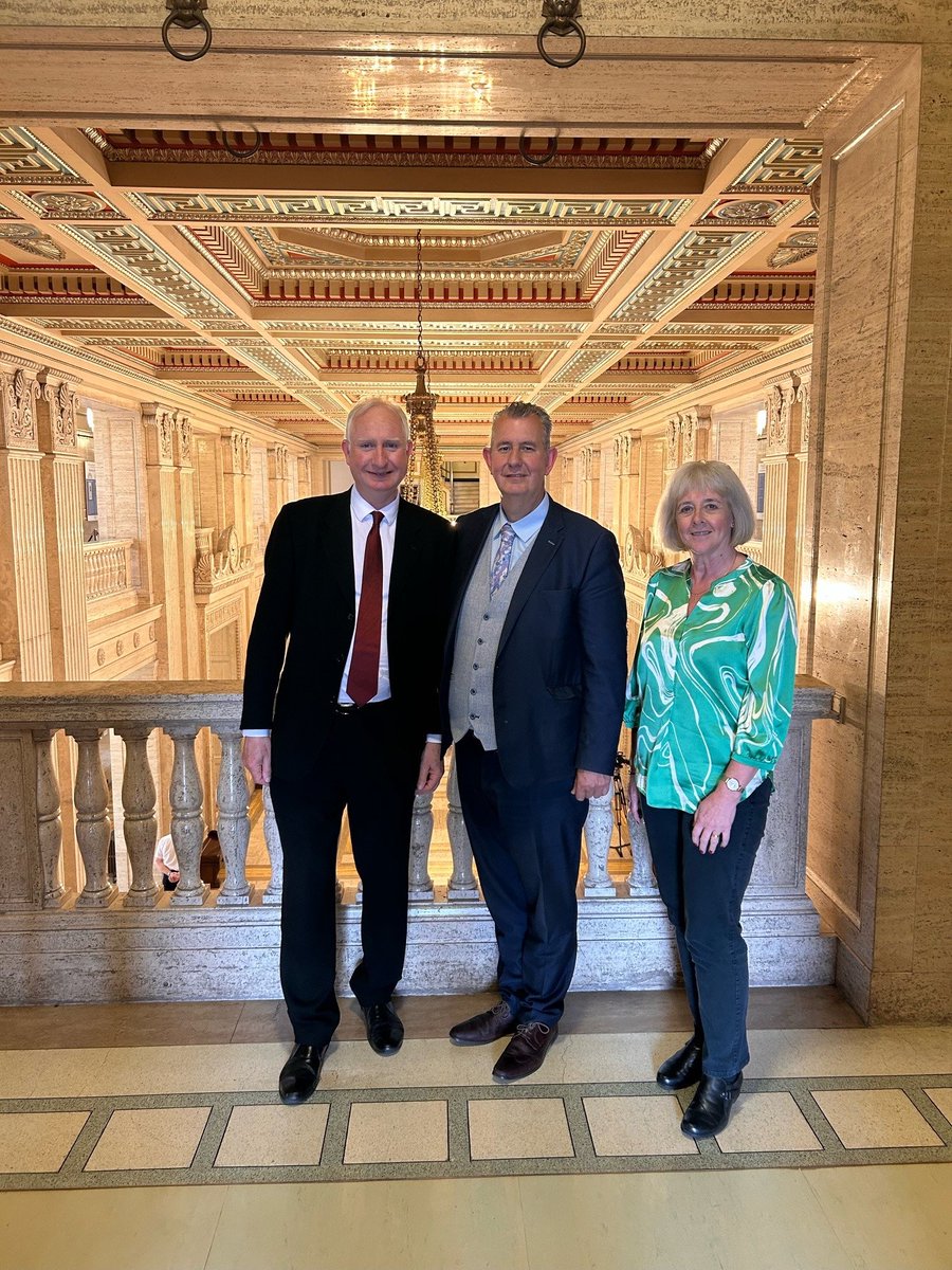 Earlier today, the Assembly Speaker @edwinpootsmla welcomed Shadow Minister for Environmental Protection and Animal Welfare, Ruth Jones MP and Shadow Minister for Farming, Food and Fisheries, Daniel Zeichner MP to Parliament Buildings.