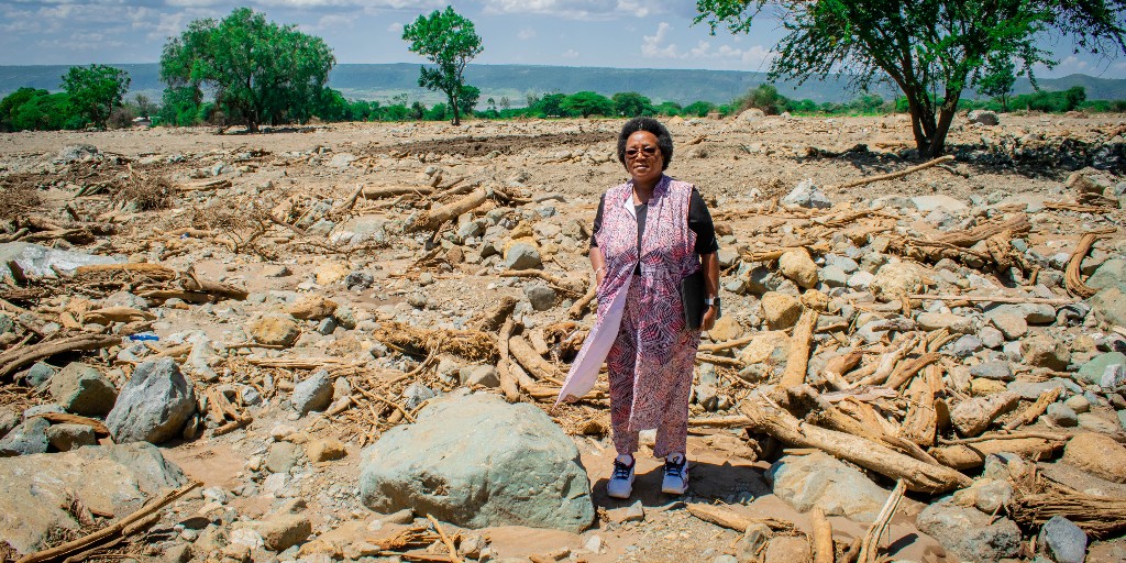 Following the flash flooding in Manyara, Tanzania, @CDCTanzania has been at the forefront of critical recovery efforts. Through partnership & collaboration, we are making strides in disease detection and surveillance after the disaster. Read the story: bit.ly/4arOCEw