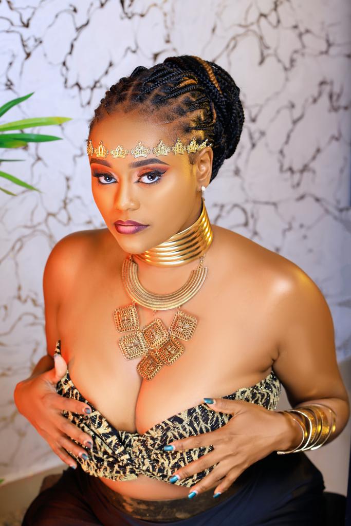 this_guy_amon's tweet image. Shot by Amon