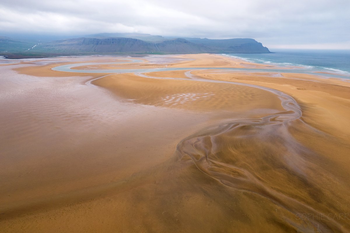 Bit more swirliness from Rauðasandur in the Westfjords of #Iceland, from July 2021 with the DJI Air 2S drone.
