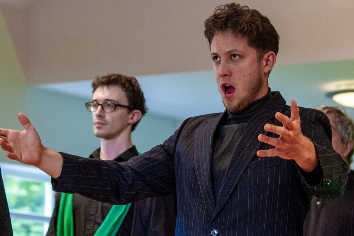 Guildford Opera Company tweet media