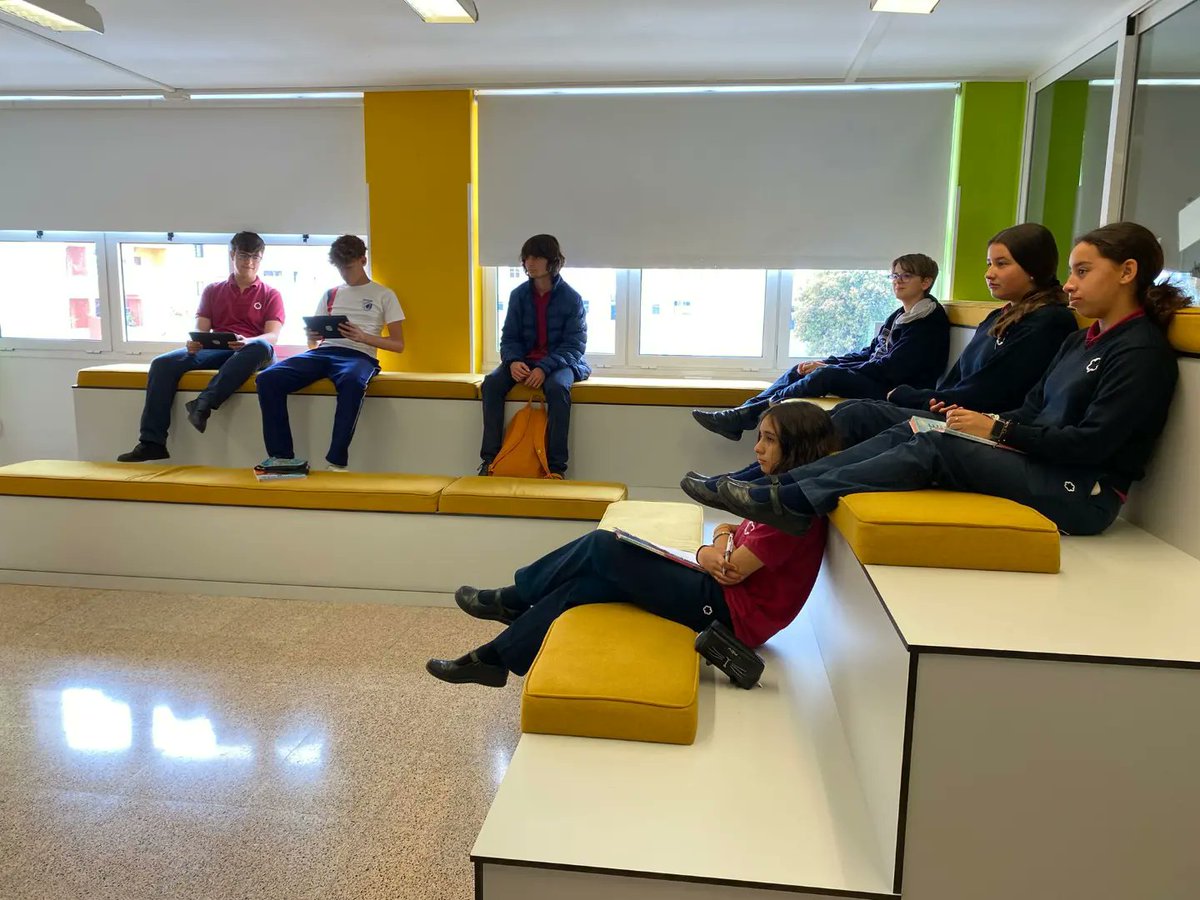 Today’s English Listening corner by our “mini-teacher” Aitor.
.
.
#OptimismoUrgente @colegiosinnovadores