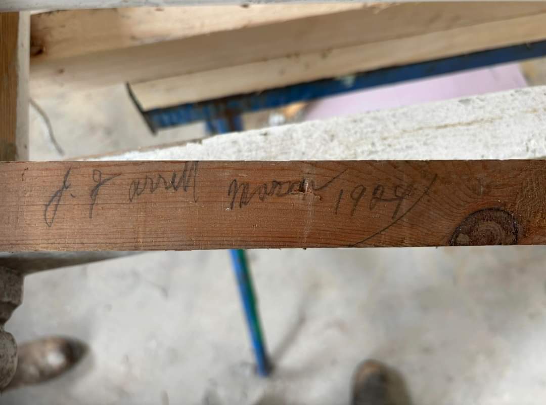 Love these kind of finds!! Workers on the convent windows on #bruff came across these inscriptions of some local families who previously worked on the windows in the school 1927/1929/1959 and 1969. #heritage #buildinghistory #fcj #limerick #carpentry