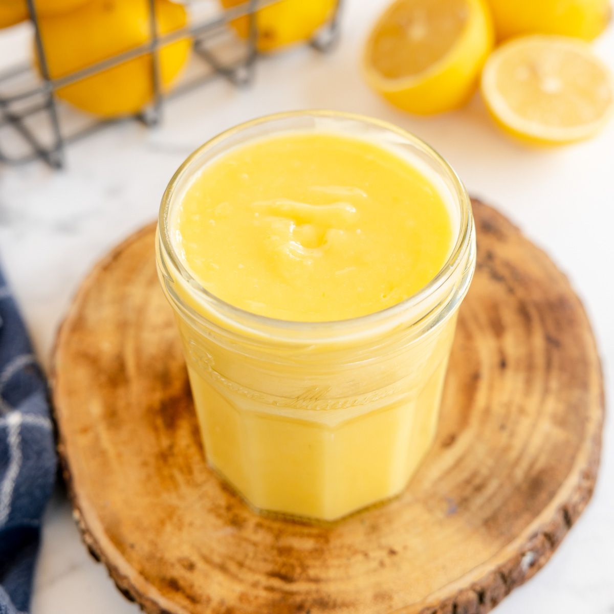 Homemade Lemon Curd is THE best thing in the world. You can use it to fill pies, spread on toast, waffles, pancakes or pound cake, or just... eat with a spoon. I'm not judging. #delicious #recipe #lemon #kyleecooks  kyleecooks.com/homemade-lemon…
