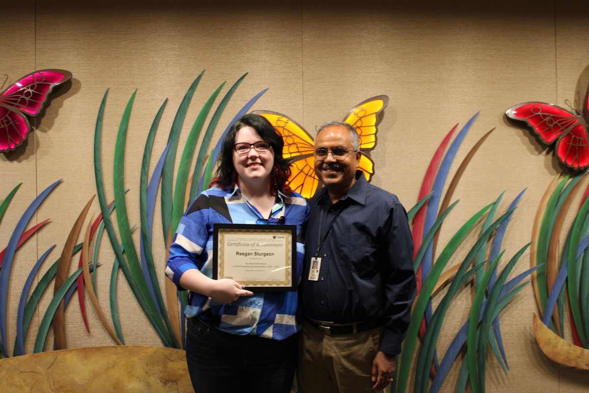 UNMC_PathMicro's tweet photo. 🌟Congratulations to all of our Immunology, Pathology &amp; Infectious Disease graduate students on all of their awards, recognitions, and hard work! 

🏆We also wish a congratulations to Dr. Scot Ouellette on the Outstanding Graduate Student Educator Award! https://t.co/9hSRGo7Ito