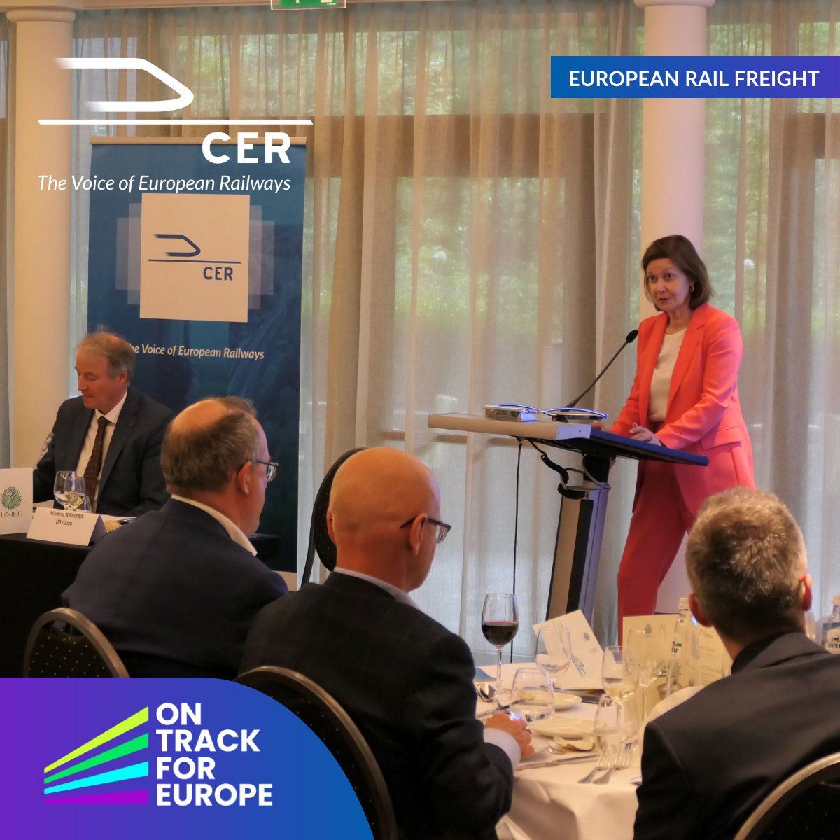 CER_railways's tweet photo. 📸#CERevent 'Rail Freight, enabling the EU’s Strategic Autonomy' with great speakers from @HungaryintheEU, @Transport_EU, @EESC_INT, @DB_Cargo, @VAS_LDz &amp; @Feport_EU

🚄Read now the European Rail Manifesto #OnTrackForEurope https://t.co/di1jLJYfPc

#EU2024BE #EU2024HU #HU2024EU https://t.co/DiCE3R1JWE
