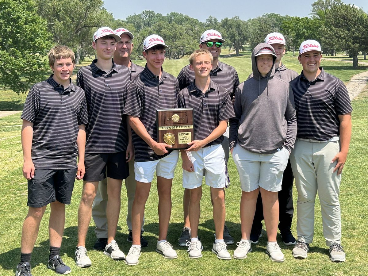 Regional champs with a 323. Palmer and Grant tied at 77 for 4th place while Carter Frey finished in 7th with an 82