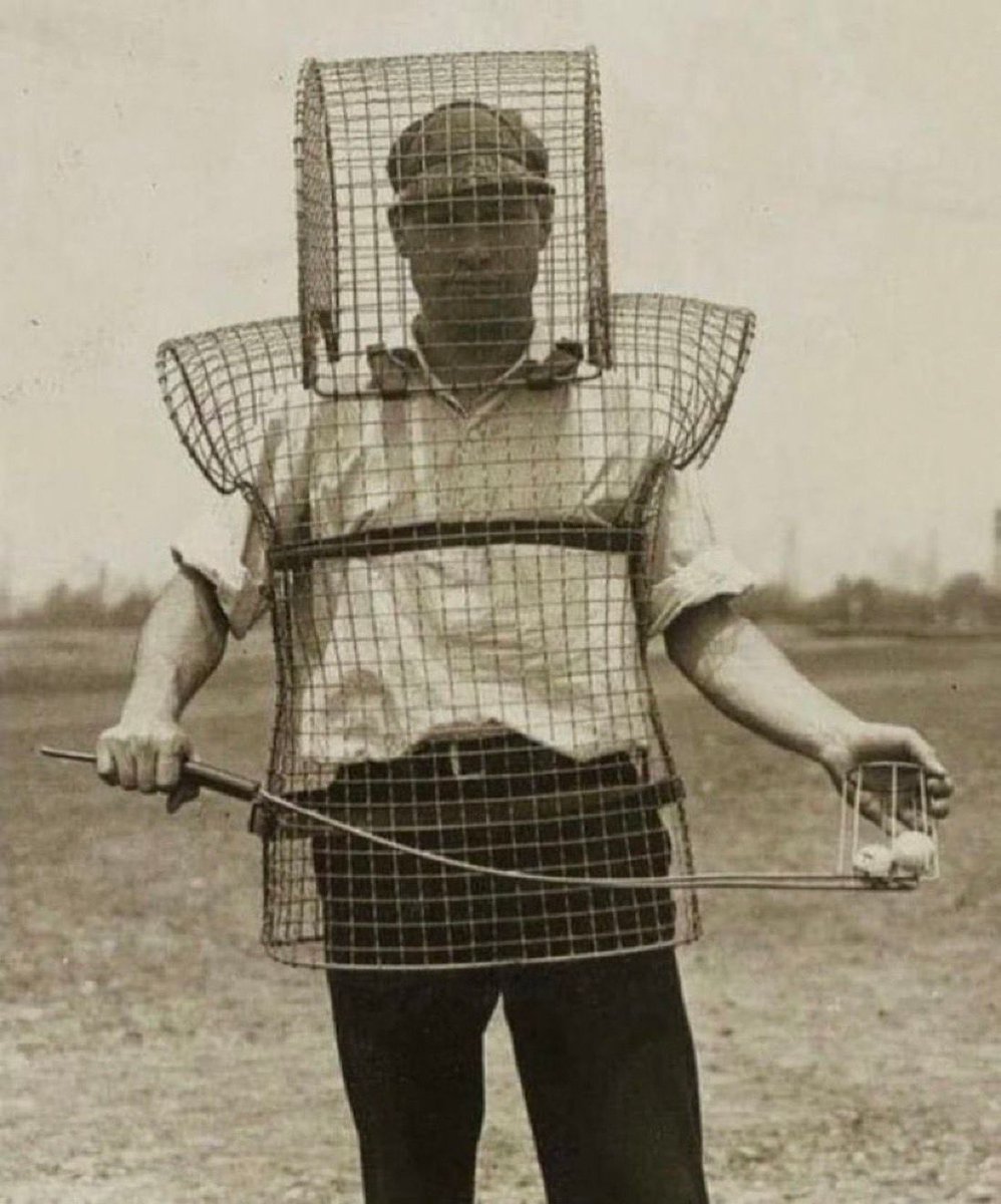 Collecting golf balls in 1920’s 🤯