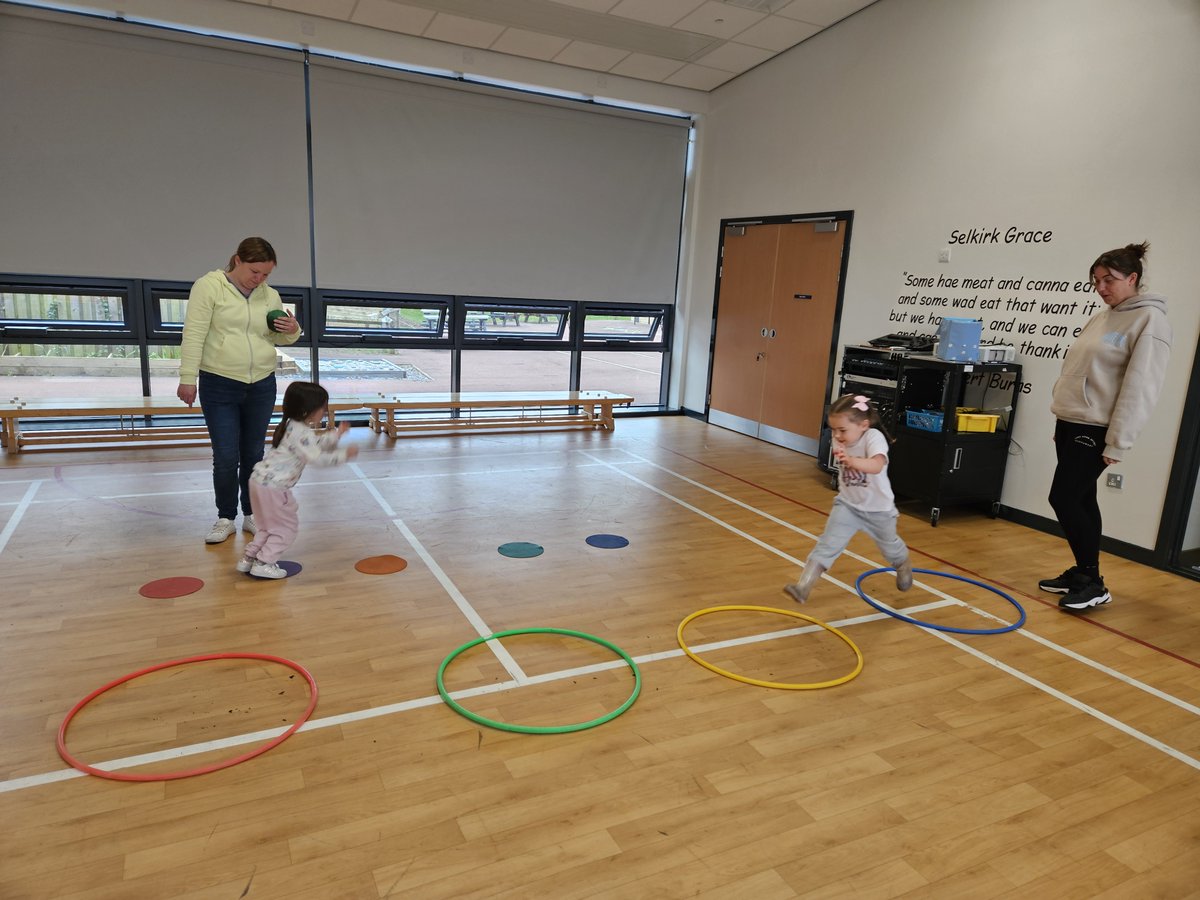 CJPS18's tweet photo. Our ELC parents and pupils had great fun together at our second You + Me session, learning all about counting using concrete materials before moving on to the abstract stage. @SLCEarlyLearn @SLCNumeracy #itsSLC https://t.co/UcBYHZws0q