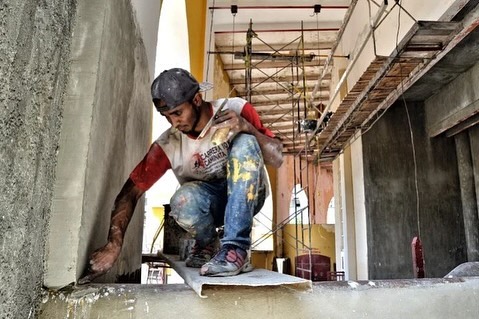 RafaelMaracay21's tweet photo. Seguimos trabajando en la fase de recuperación de esta obra tan emblemática para nuestro municipio como lo es La Maestranza César Girón de Maracay y que gracias a los recursos aprobados por nuestro Presidente @NicolasMaduro pronto estará lista para el uso y disfrute de todos. https://t.co/TC2g001wUq