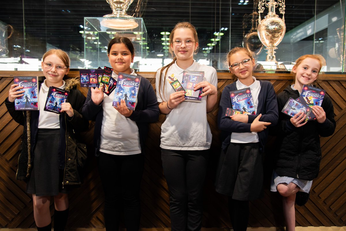 Today, Villa Park was host to 105 pupils from four local primary schools for a talk and workshop with author @JamieRussell_74 📚 🙌 Thanks to the @premierleague and @Literacy_Trust, each pupil went away with a copy of Jamie's book 'SkyWake Invasion' 👾 @PLCommunities