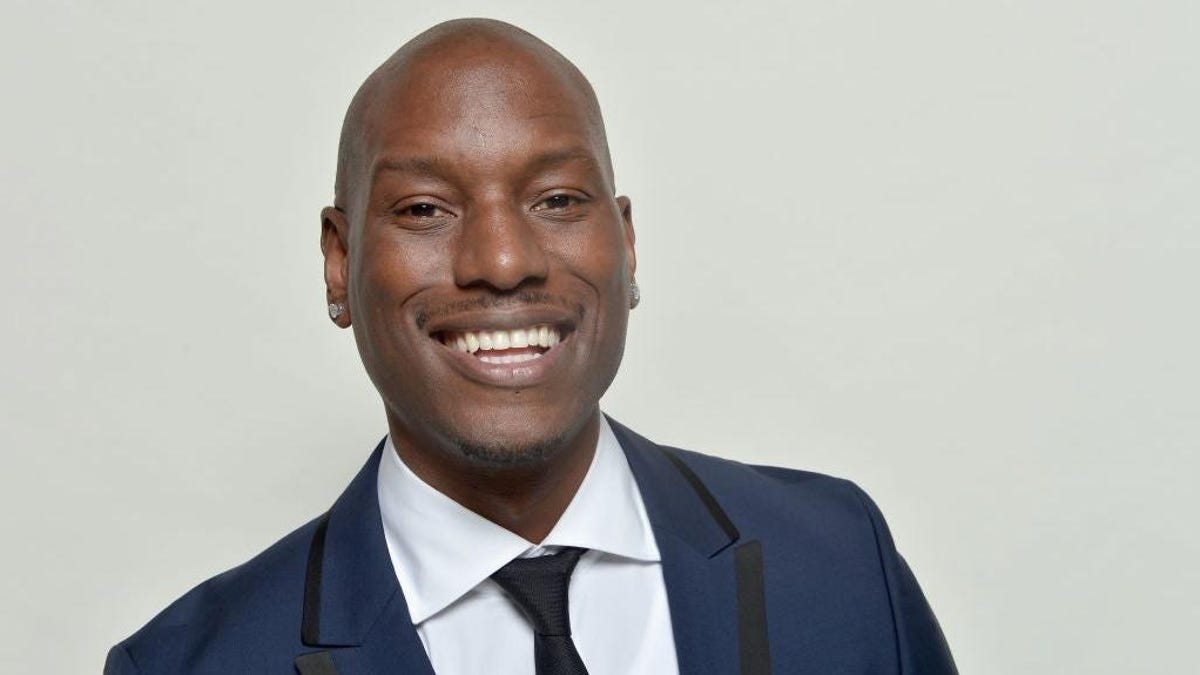 WATCH: Tyrese Leaves in the Middle of His Own Concert, But What Spooked Him?? dlvr.it/T6shTS