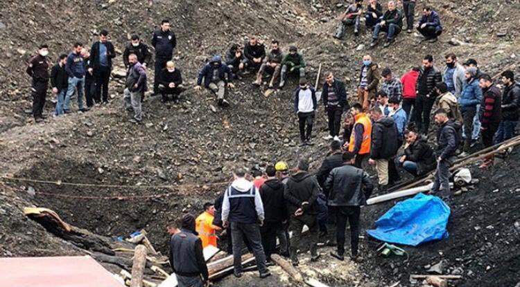 Zonguldak Kilimli’deki maden ocağında gerçekleşen göçükte hayatını kaybeden madencimiz Şenol ZURNALI’ya Allah’tan rahmet, acılı ailesine başsağlığı diliyorum. Yaralı madencimiz Savaş ONUR’un da bir an önce sağlığına kavuşmasını temenni ediyorum.